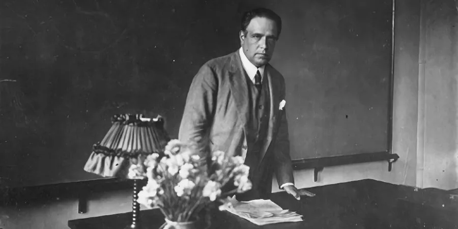 L’amable Eugeni d’Ors ensenyant la Llògica