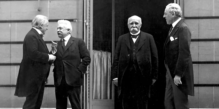 Mentre arriben els experts